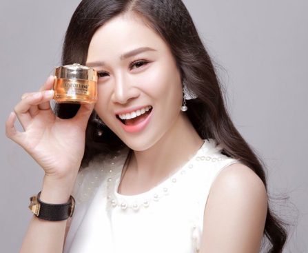 Kem sạch mụn, trị thâm, trắng da, mờ sẹo Linh Chi Vàng 25g