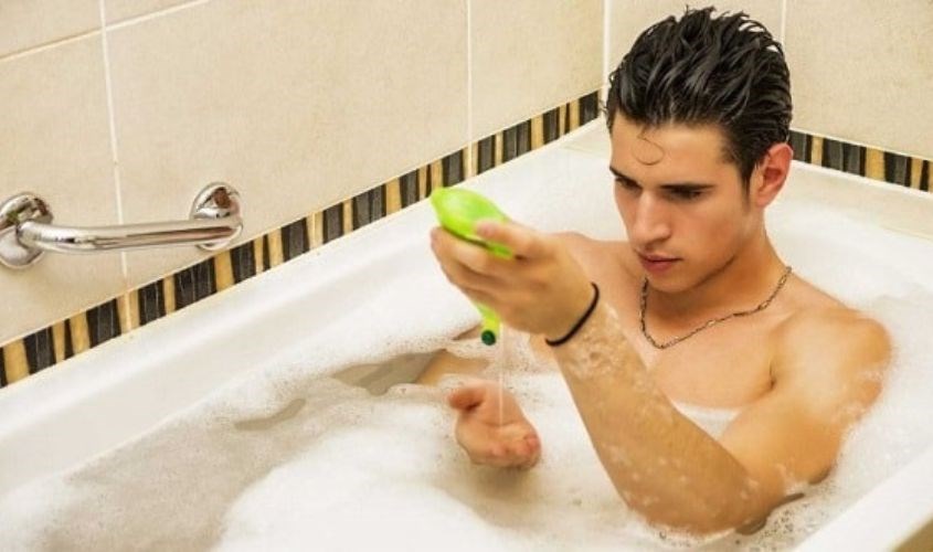 Bí quyết chọn dung dịch vệ sinh nam phùợp