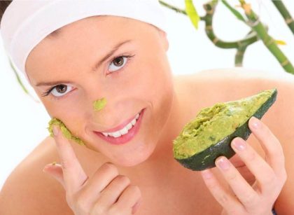 Mặt nạ bơ Công thức trị mụn, dưỡng ẩm hiệu quả tại nhà