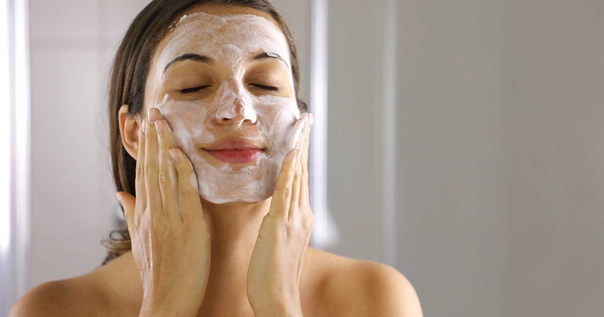 Sữa Rửa Mặt Sử Dụng Đúng Cách Để Mang Lại Hiệu Quả Tốt Nhất